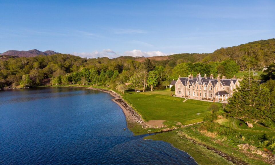 Droneshieldaig 3for2(1)1522873216